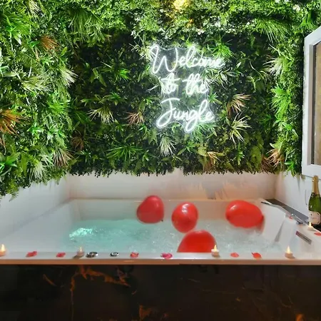 Lägenhet The Jungle - Jacuzzi, Sauna & Projector Cannes